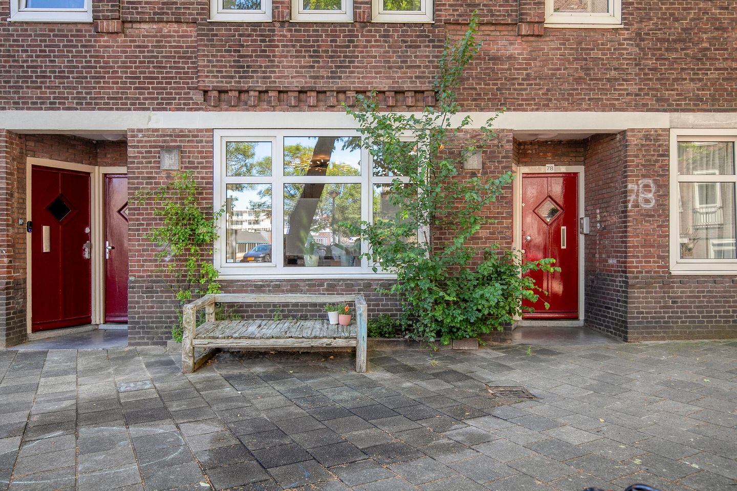 Photo 34 of Crynssenstraat 78-H