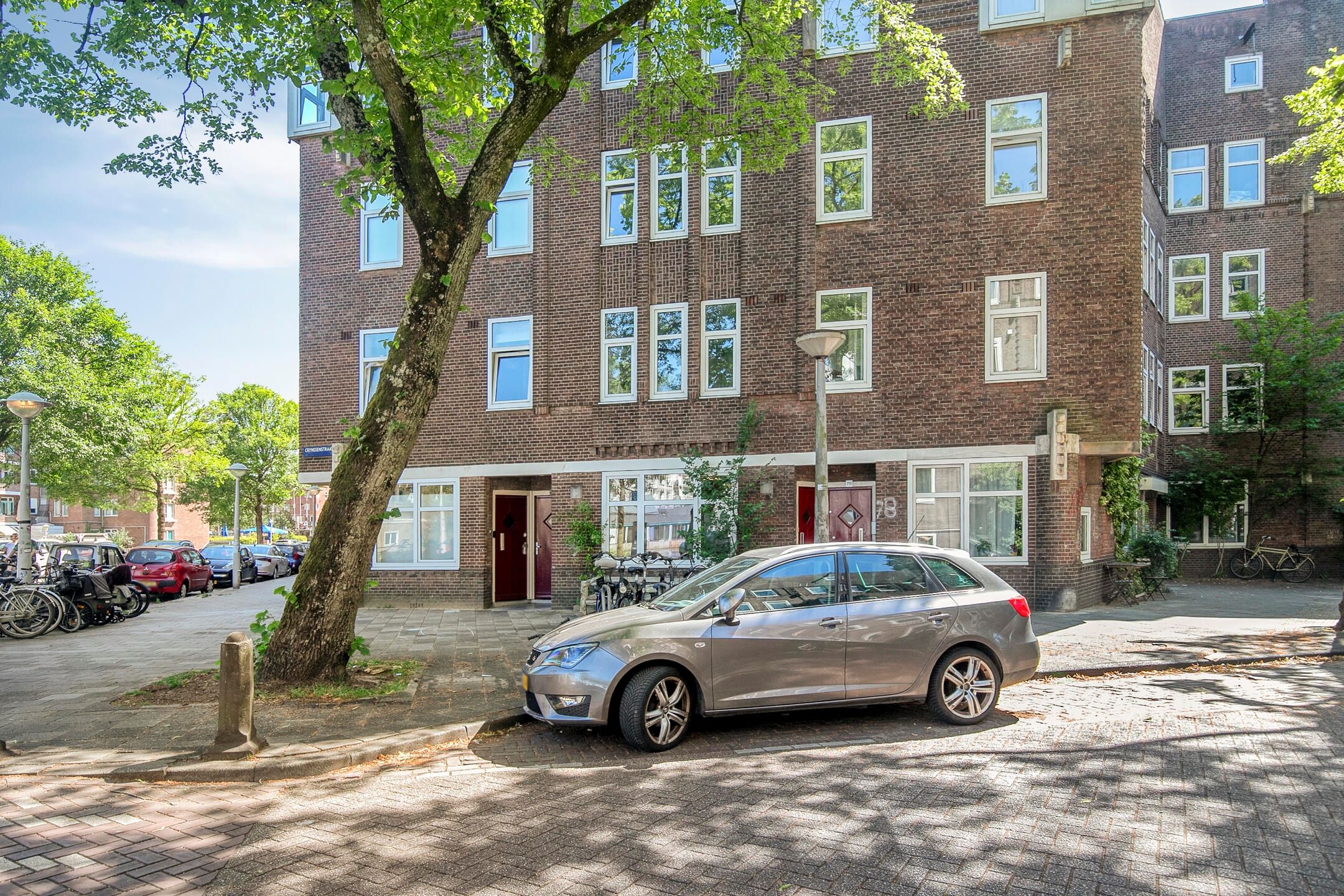 Photo 36 of Crynssenstraat 78-H