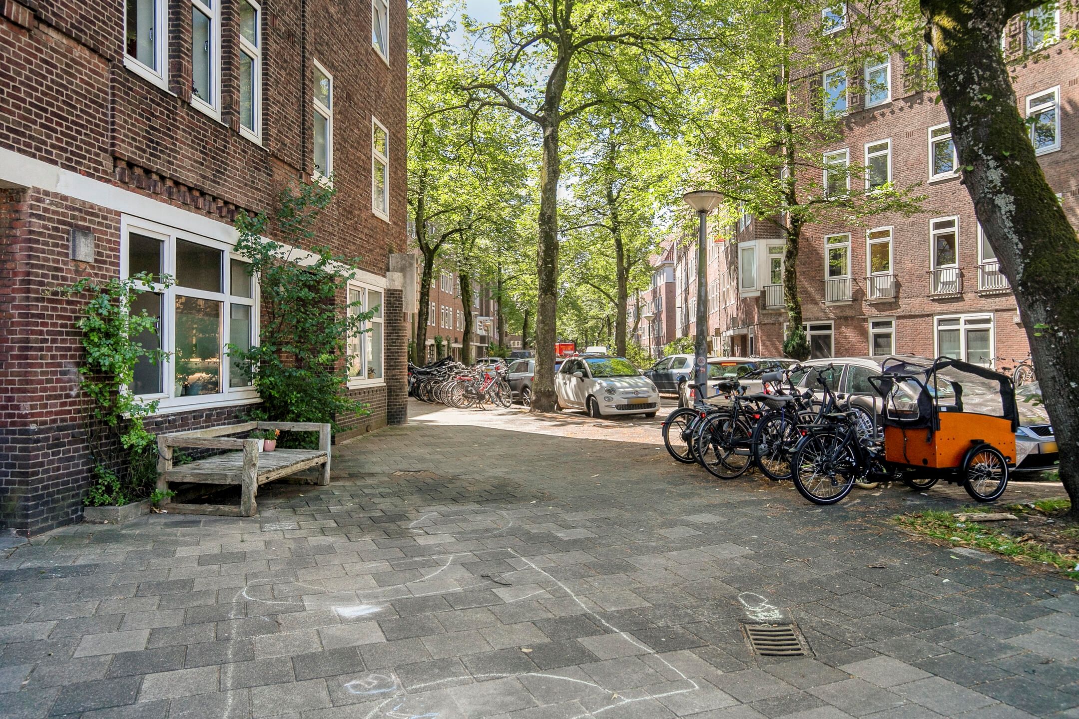 Photo 30 of Crynssenstraat 78-H