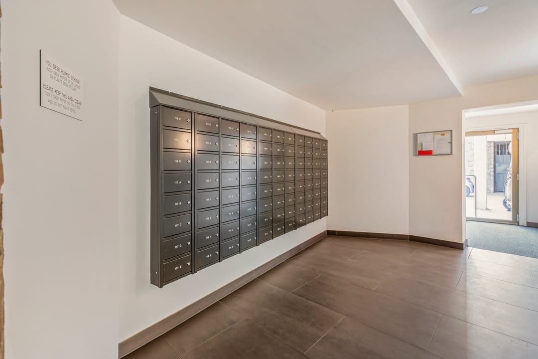 Photo 16 of Koningsplein flat 108-D
