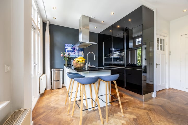 Tussenwoning te koop: Laan van Bloemenhove 3, Heemstede