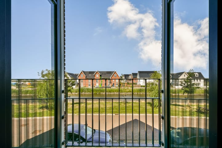Hoekwoning te koop: Fort Rhijnauwenstraat 46, Weesp