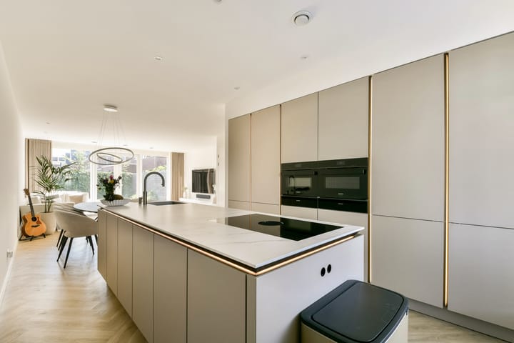 Hoekwoning te koop: Fort Rhijnauwenstraat 46, Weesp