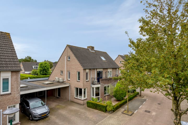 Tussenwoning te koop: Sering 16, Cuijk