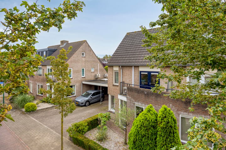 Tussenwoning te koop: Sering 16, Cuijk