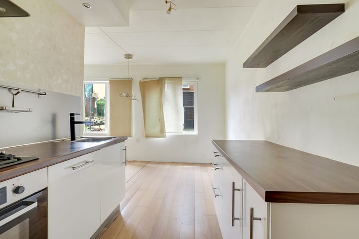 Appartement te koop: Minahassastraat 1, Utrecht
