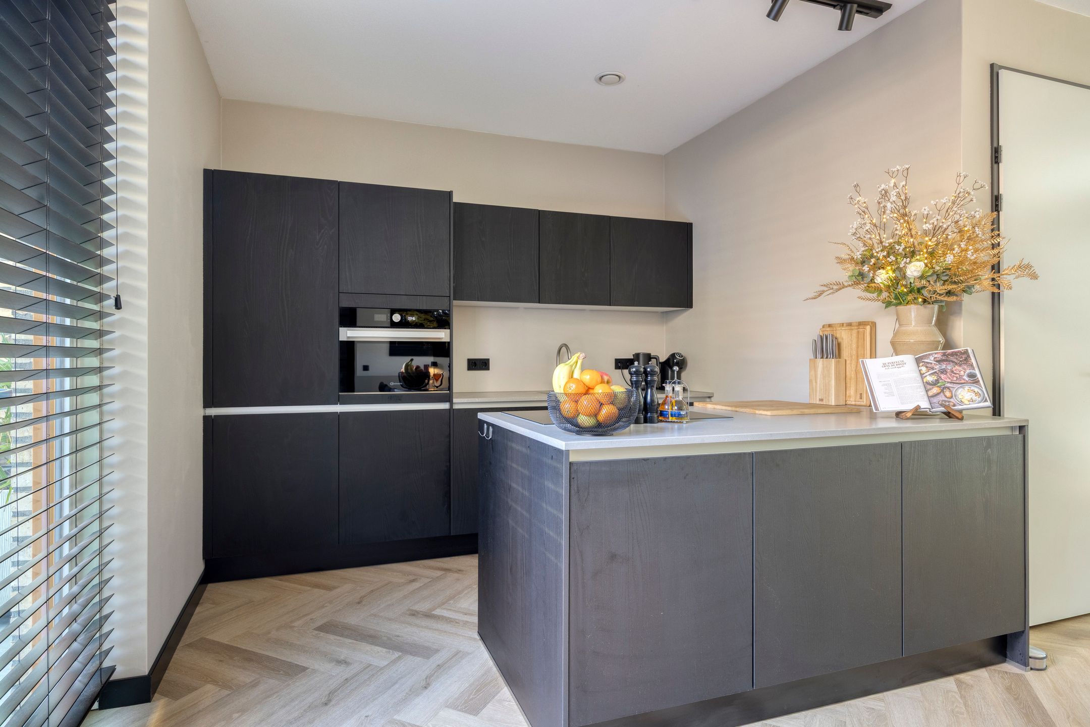 Foto 18 van Raadhuisstraat 156