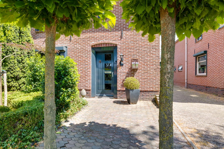 Twee-onder-één-kap te koop: van Heijdenstraat 36, Lichtenvoorde