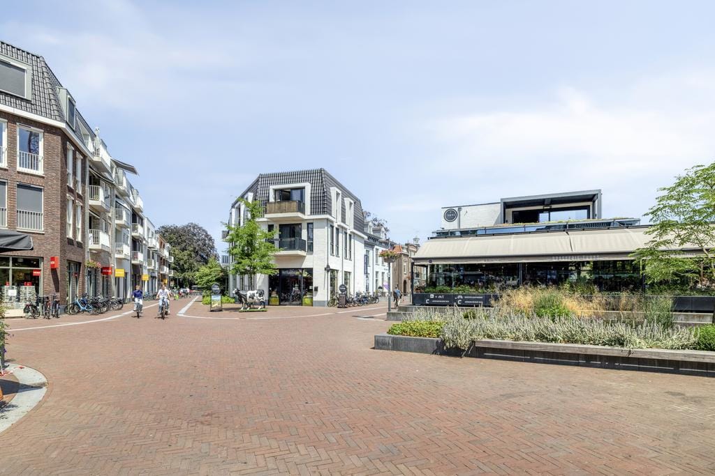 Photo 32 of Asterstraat 2