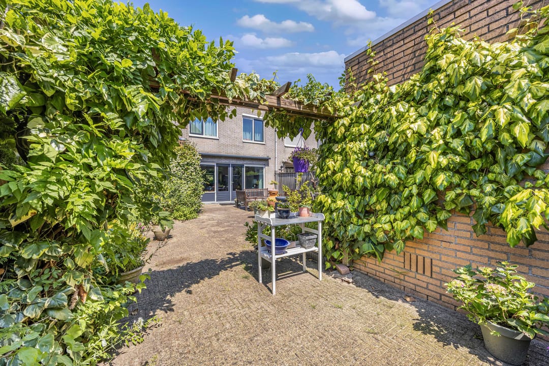 Photo 41 of Rolling Stonesstraat 3