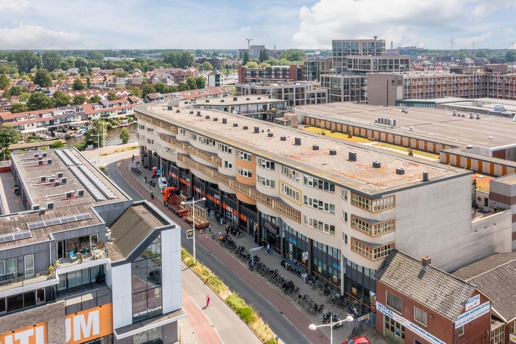 Photo 29 of Oosterweezenstraat 331