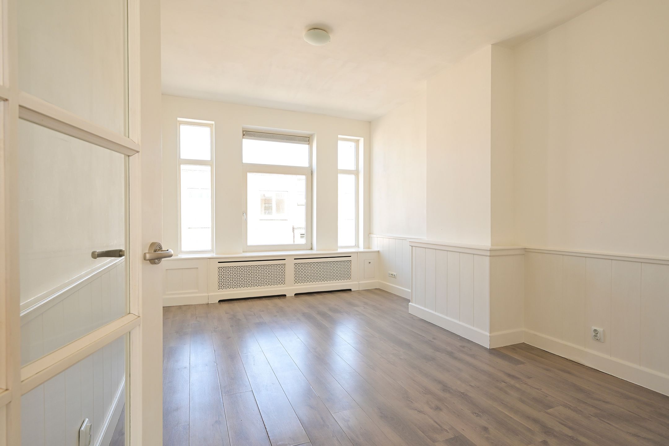 Photo 6 of Lyonnetstraat 80