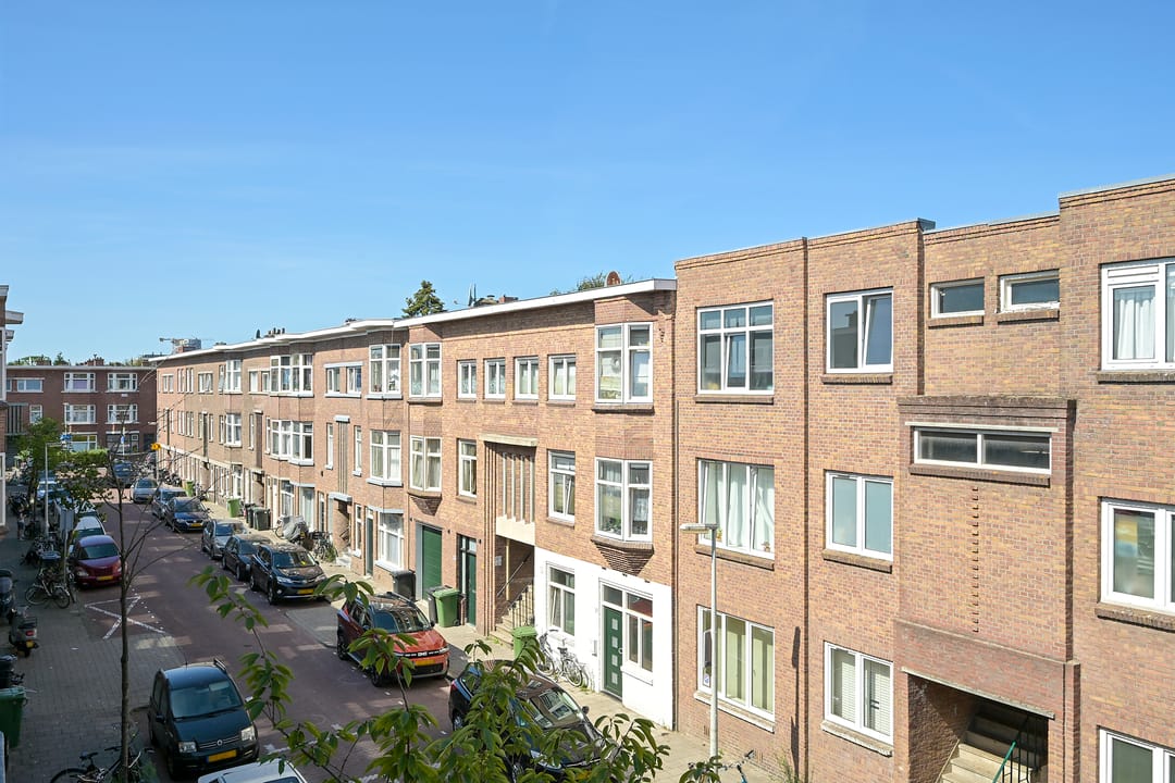 Photo 31 of Lyonnetstraat 80
