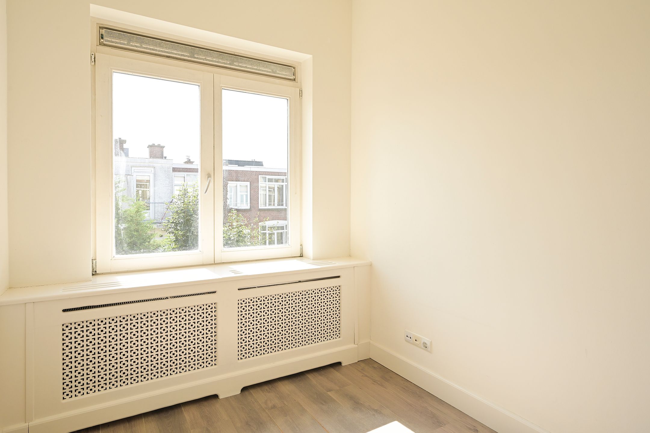 Photo 21 of Lyonnetstraat 80