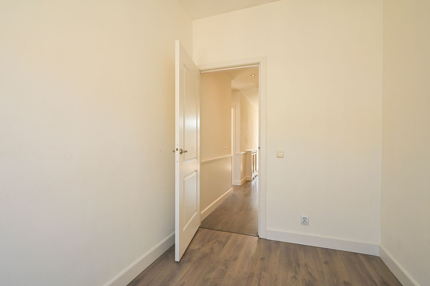 Photo 14 of Lyonnetstraat 80
