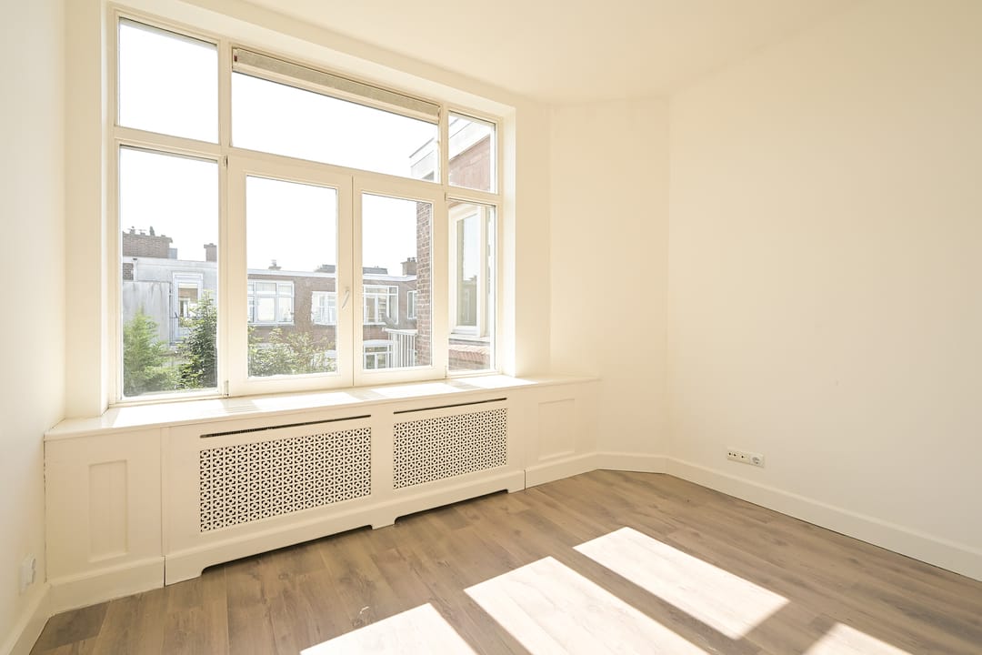Photo 16 of Lyonnetstraat 80