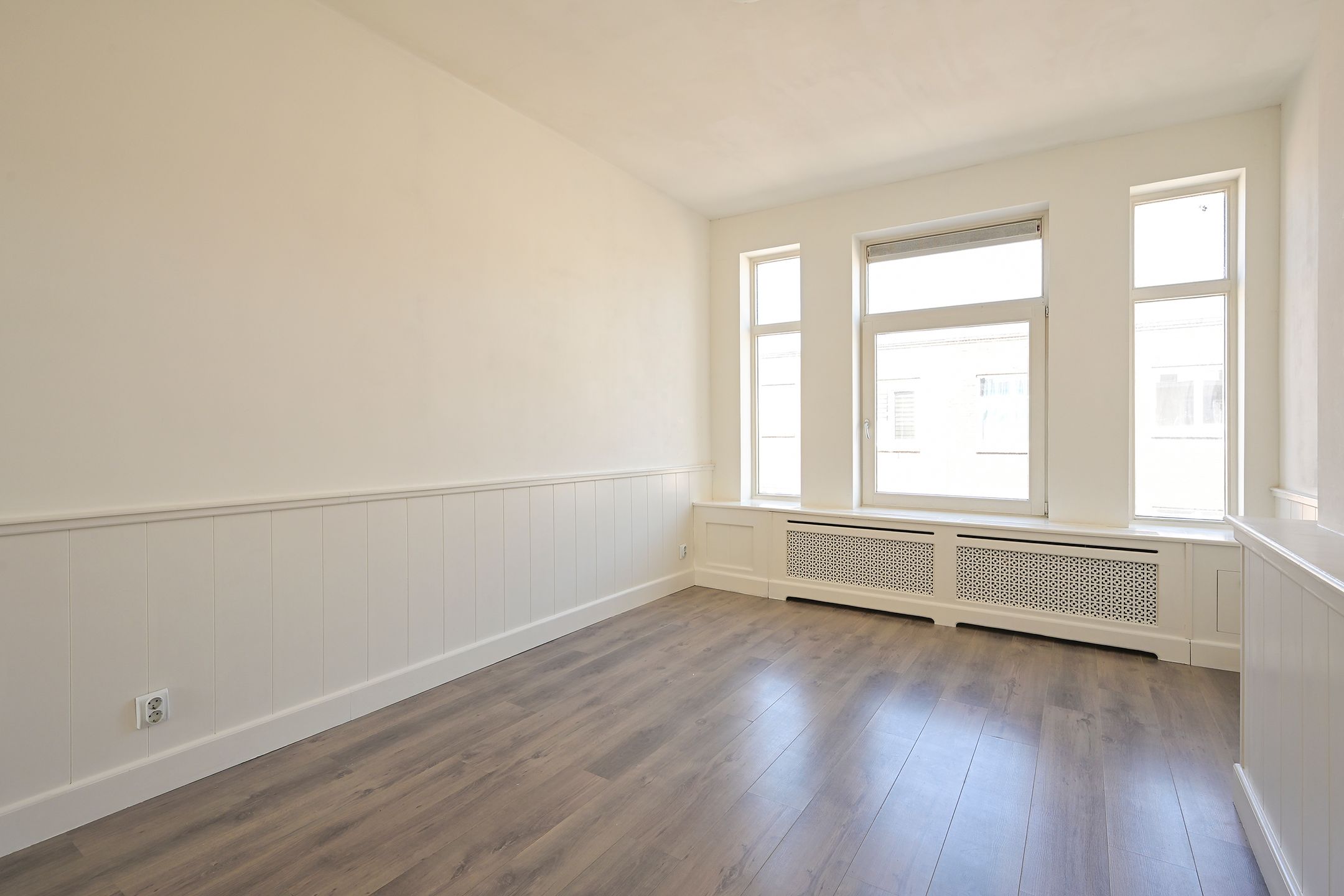 Photo 9 of Lyonnetstraat 80
