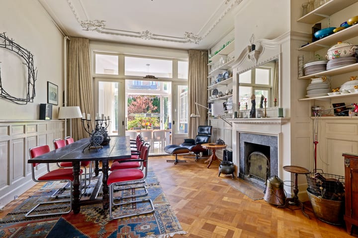Tussenwoning te koop: Van Eeghenstraat 83, Amsterdam