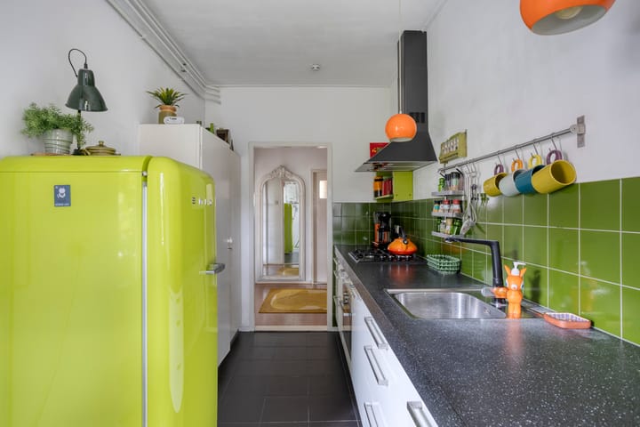 Photo 4 of Molukkenstraat 168