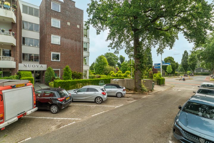 Foto 2 van Biesdelselaan 4-A