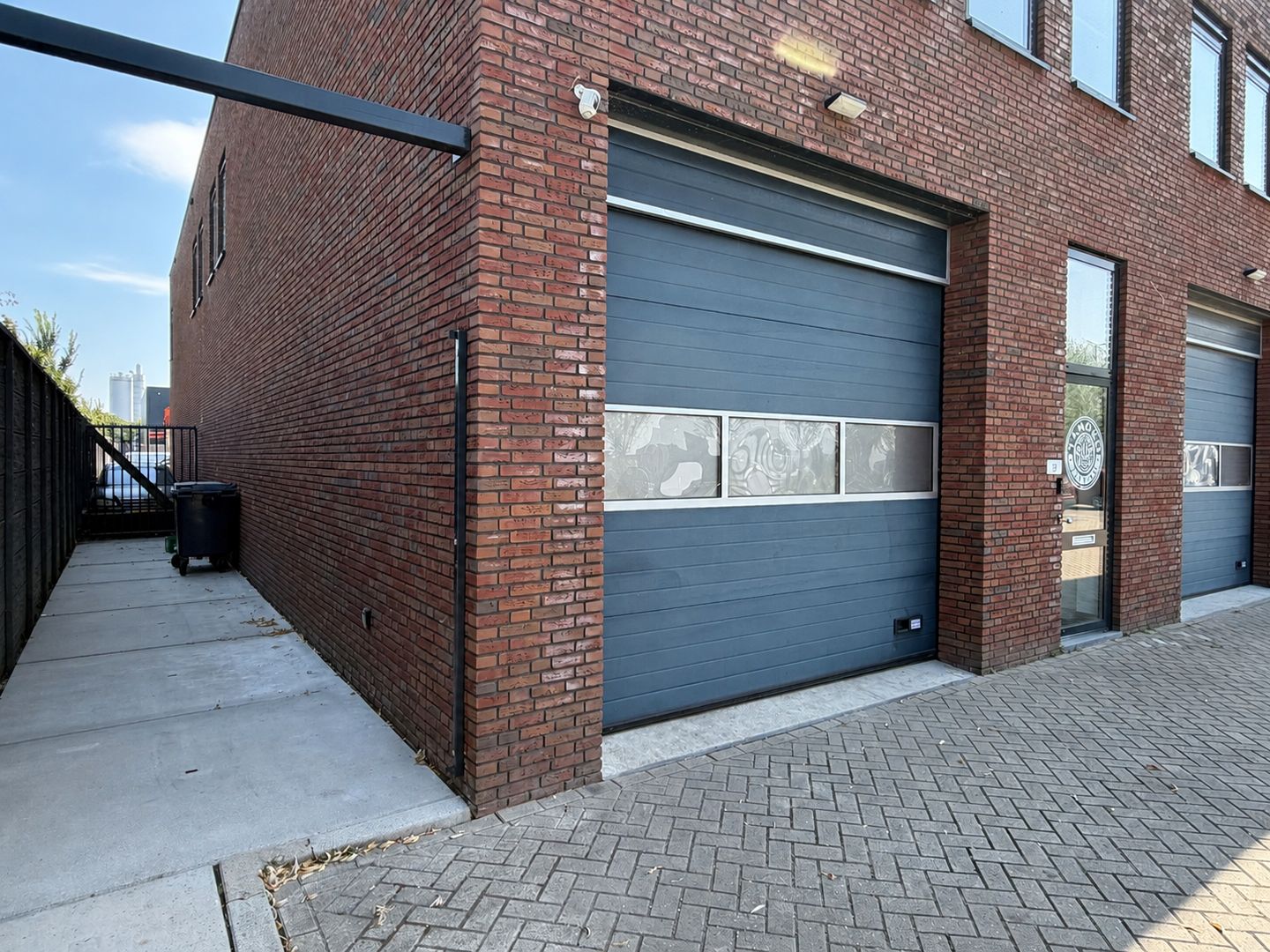 View photo 2 of J.G. van der Stoopweg 28