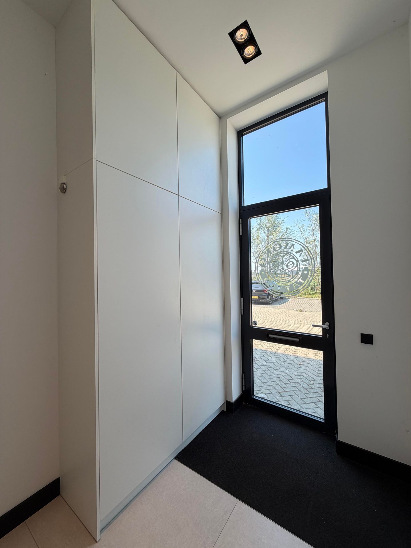 View photo 3 of J.G. van der Stoopweg 28