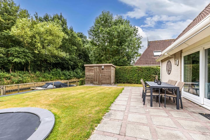 Vrijstaande woning te koop: Koaidyk 6-648, Earnewâld