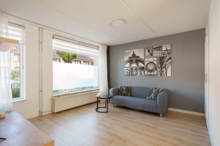 Tussenwoning te koop: Quickstepstraat 19, Almere