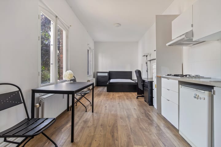 Studio te koop: Koningin Emmaplein 12B03, Maastricht