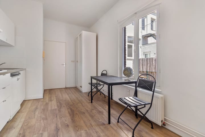 Studio te koop: Koningin Emmaplein 12B03, Maastricht