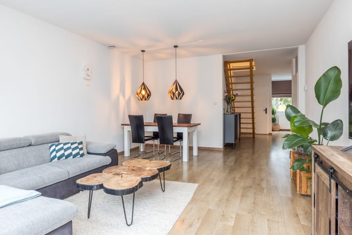 Tussenwoning te koop: De Wingerd 8, Heerlen