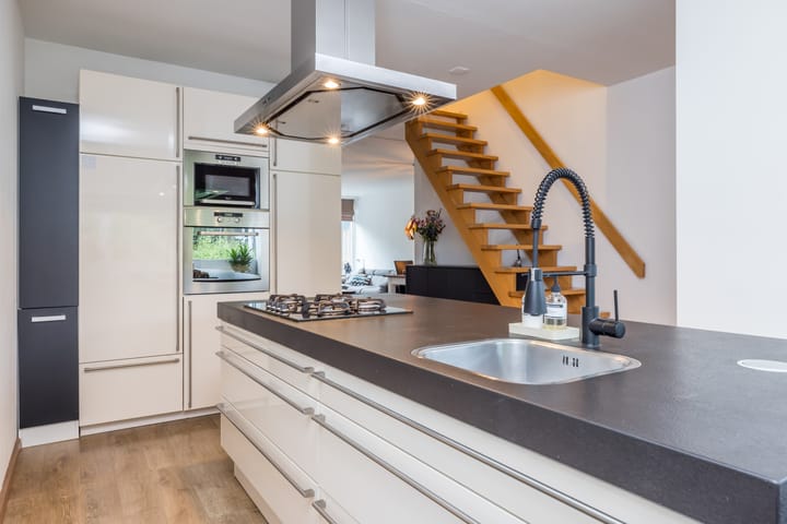 Tussenwoning te koop: De Wingerd 8, Heerlen