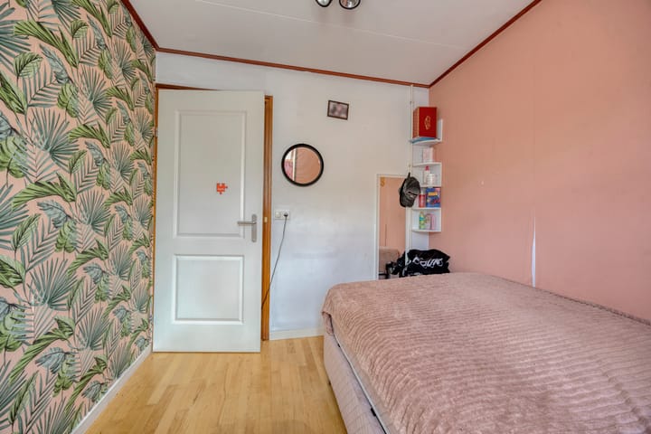 Tussenwoning te koop: Ruyghweg 115, Den Helder