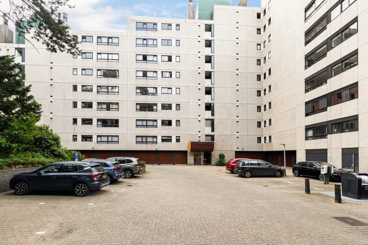 Appartement te koop: Laan van de Eekharst 42, Emmen