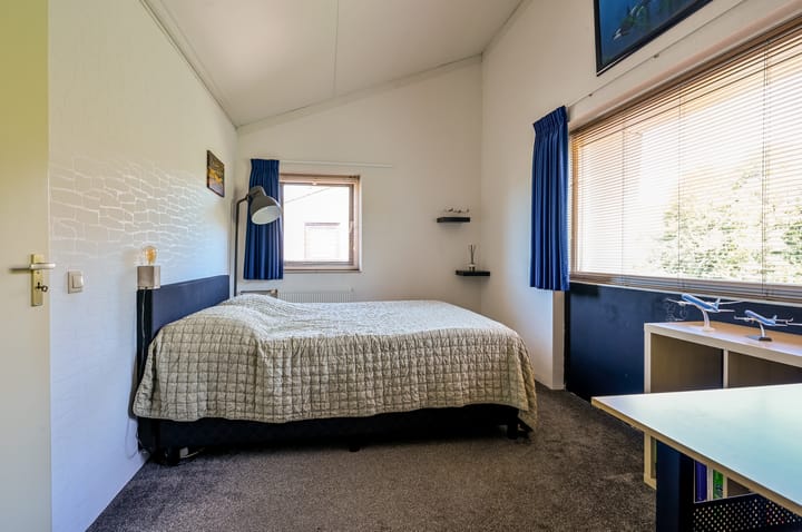 Twee-onder-één-kap te koop: Zondaghof 36, Almere