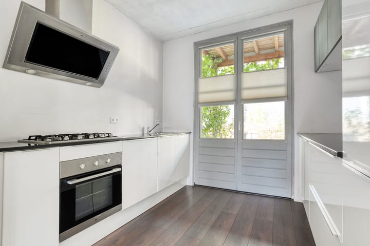 Tussenwoning te koop: Fenixhof 20, Zwolle