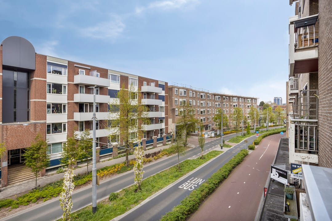 Photo 16 of Ir J.P. van Muijlwijkstraat 192