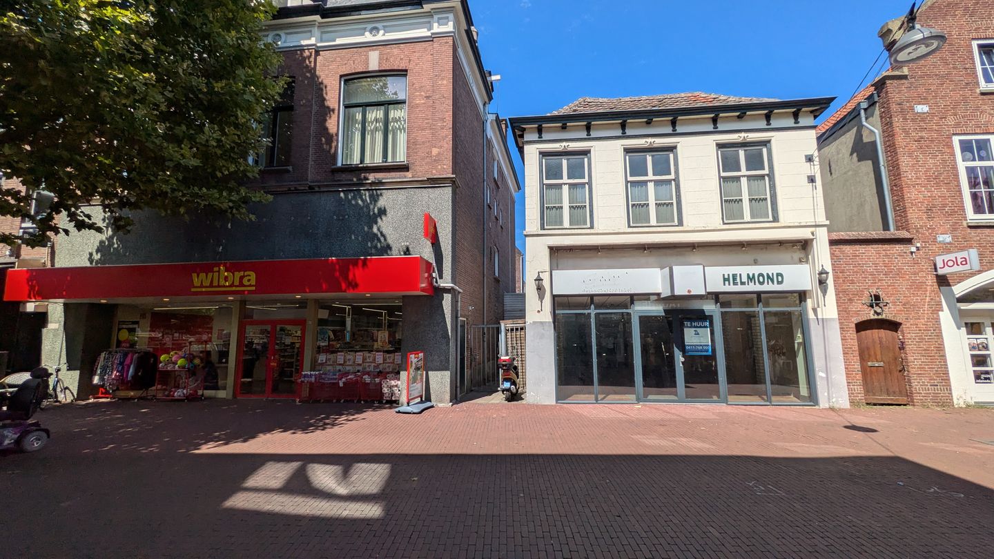 View photo 2 of Veestraat 42