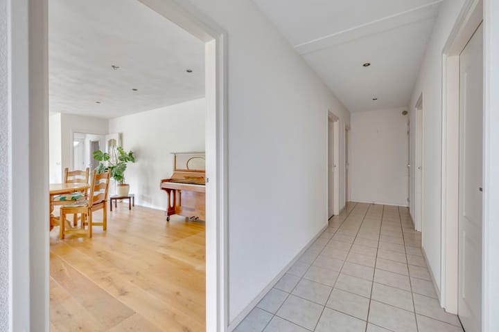 Vrijstaande woning te koop: Voorweg 3, Hellevoetsluis