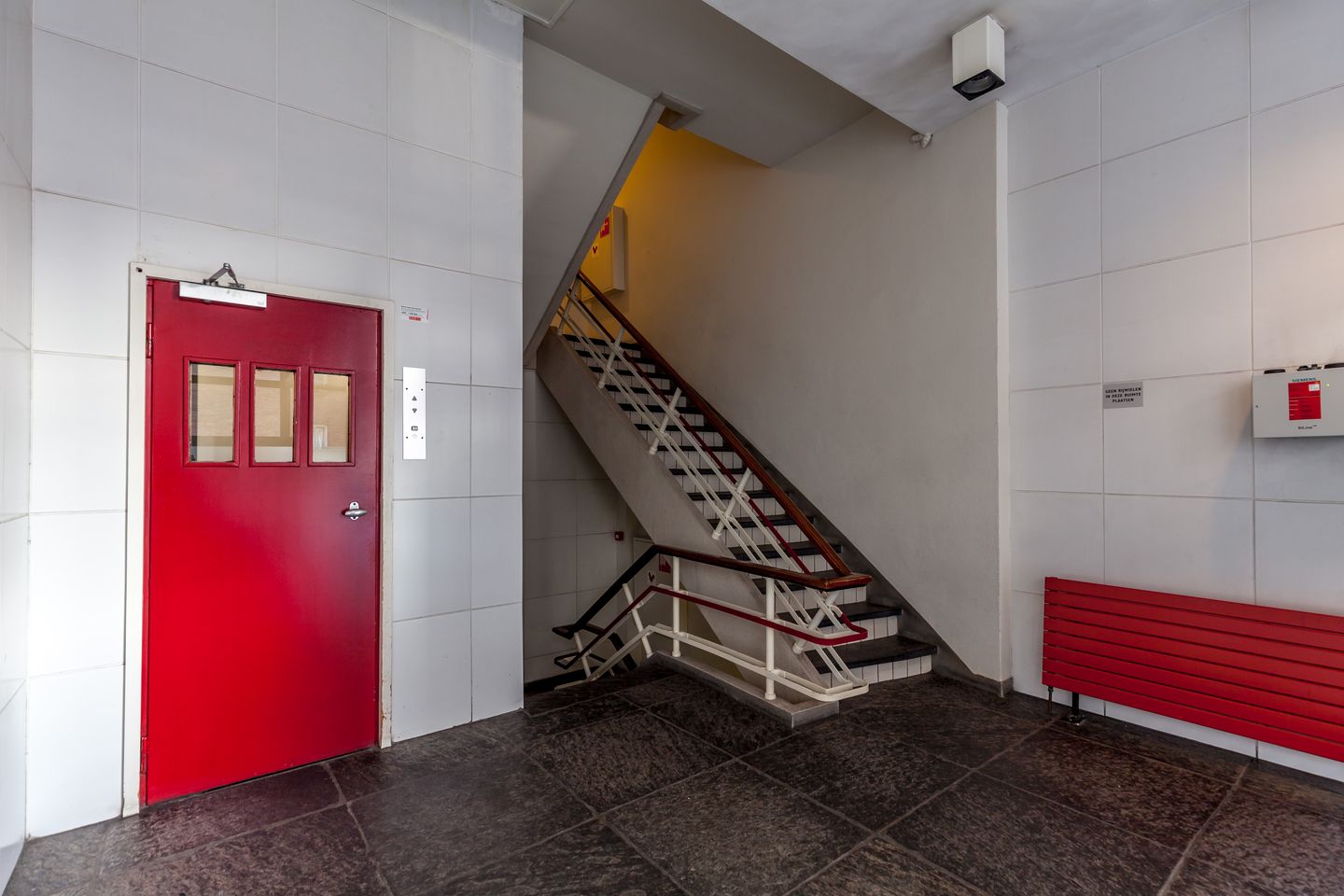 View photo 5 of Westewagenstraat 60