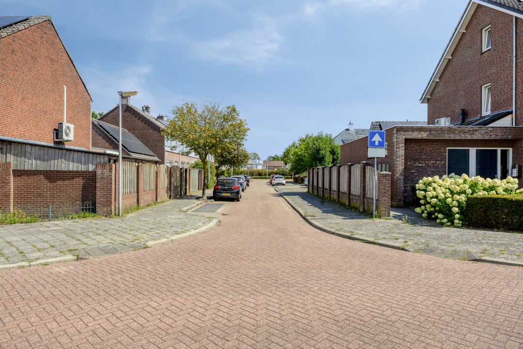 Foto 41 van Asterstraat 2