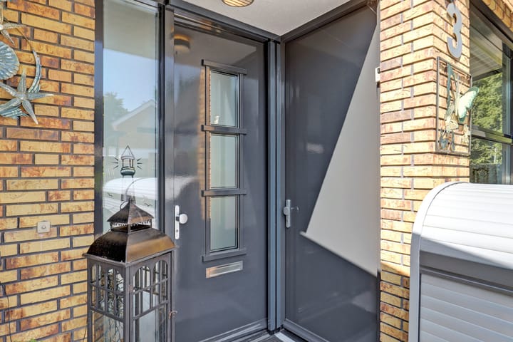 Tussenwoning te koop: Barbeel 3, Hendrik-Ido-Ambacht