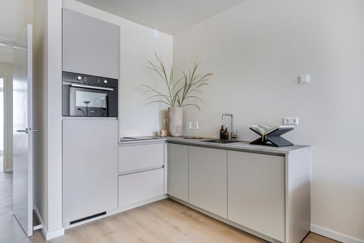 Appartement te koop: Oudedijk 157B01, Rotterdam