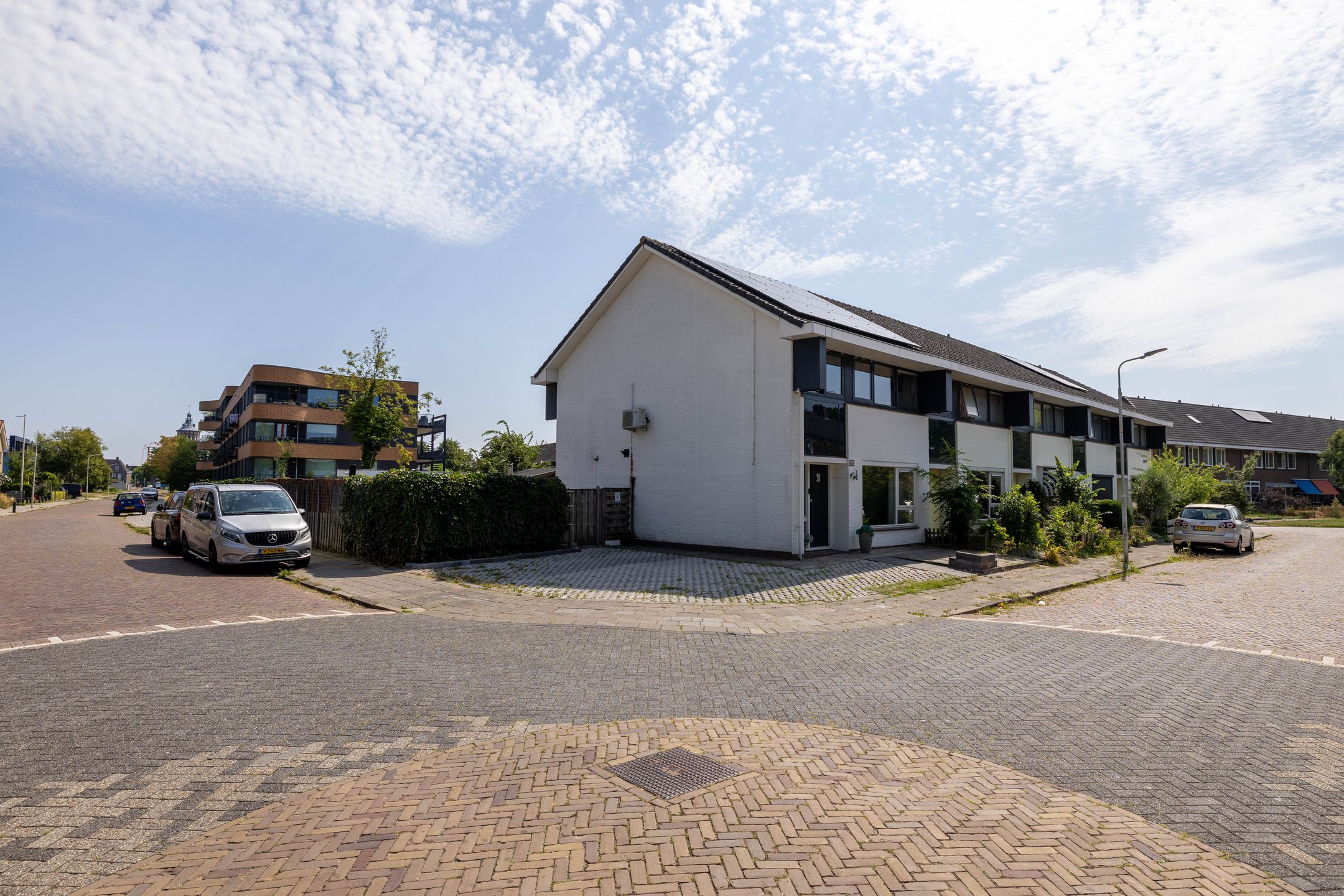 Photo 6 of Westhemstraat 1