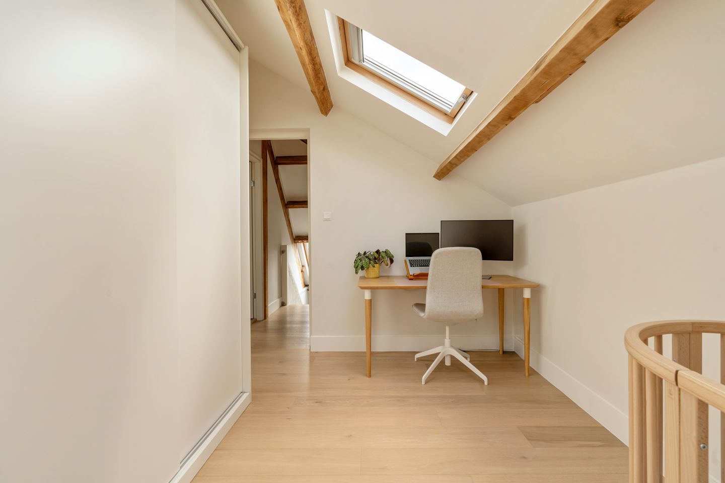 Foto 44 van Lekstraat 66-4