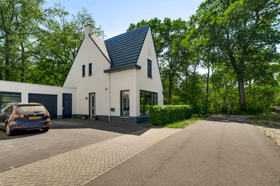 Photo 37 of Esdoornstraat 13