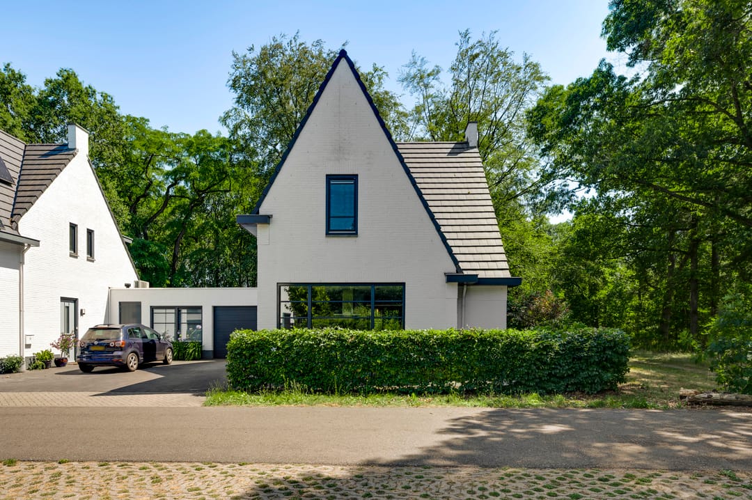 Photo 38 of Esdoornstraat 13