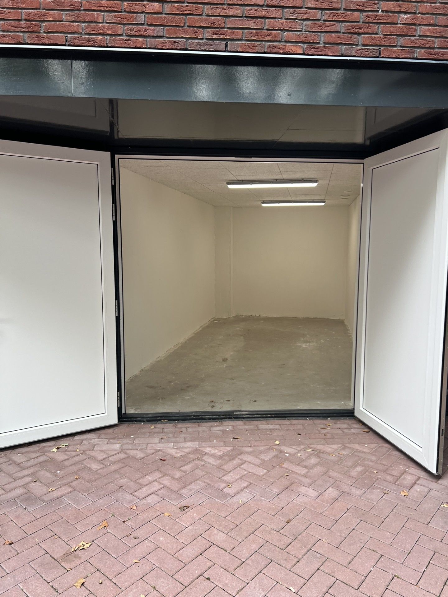 Bekijk foto 2 van Bernhardlaan