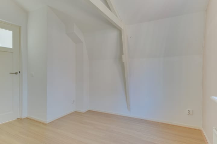 Tussenwoning te koop: Koningsweg 60, Alkmaar