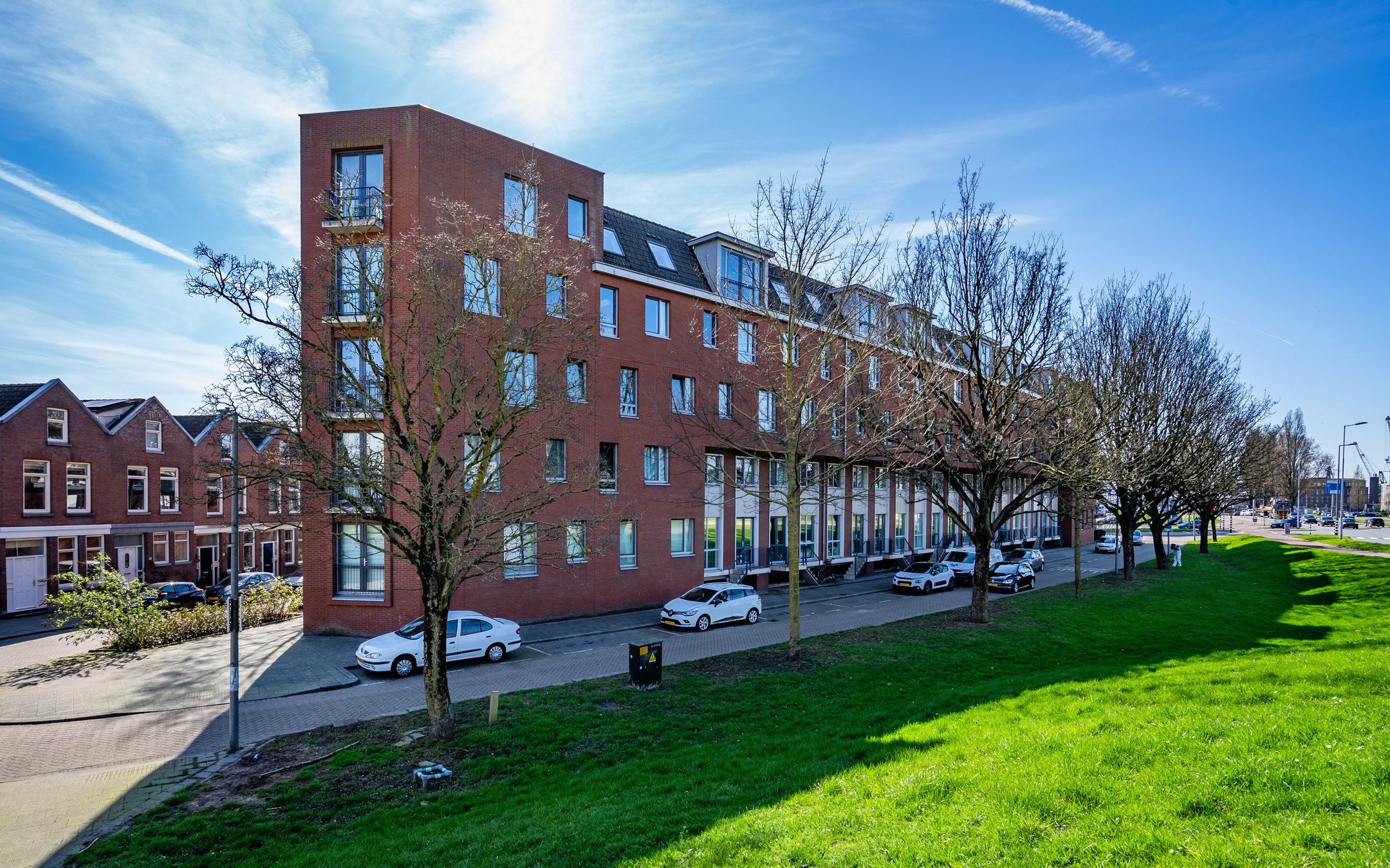 Photo 42 of Dokstraat 59